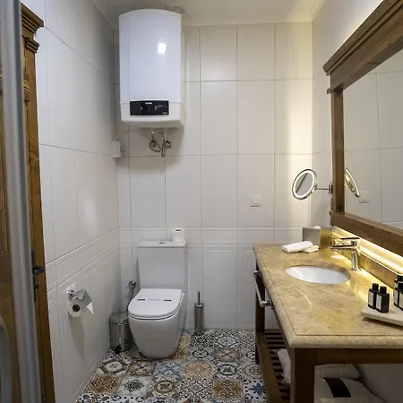 Pietra Butik Otel Ayvalı