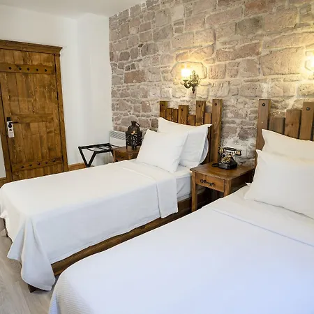 Otel Pietra Butik Ayvalı