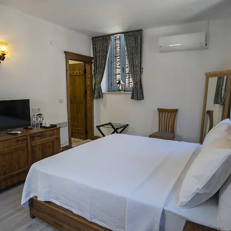 Pietra Butik