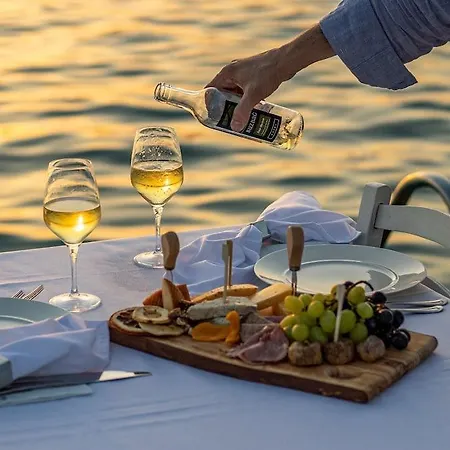 Hotel Pietra Butik 3*